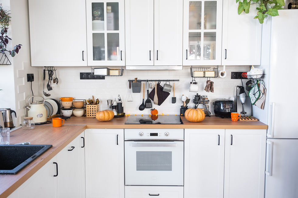 decor-of-the-white-classic-kitchen-with-pumpkins-f-2024-11-01-15-21-57-utc.jpg