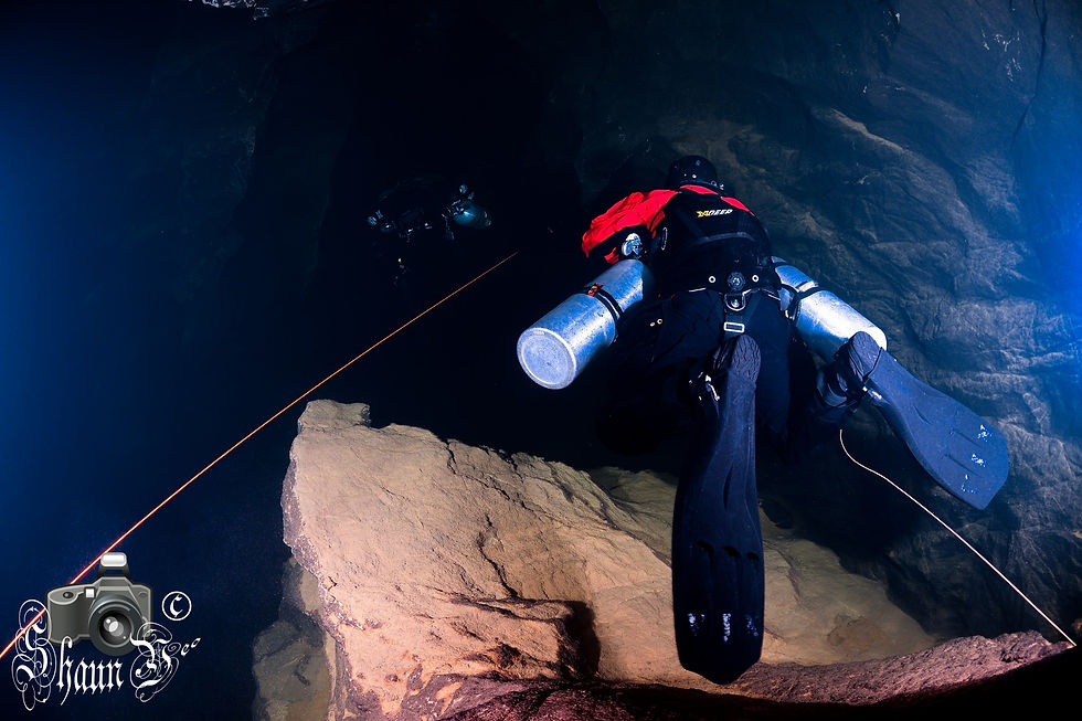 Cueva De Zarzalones - Cave