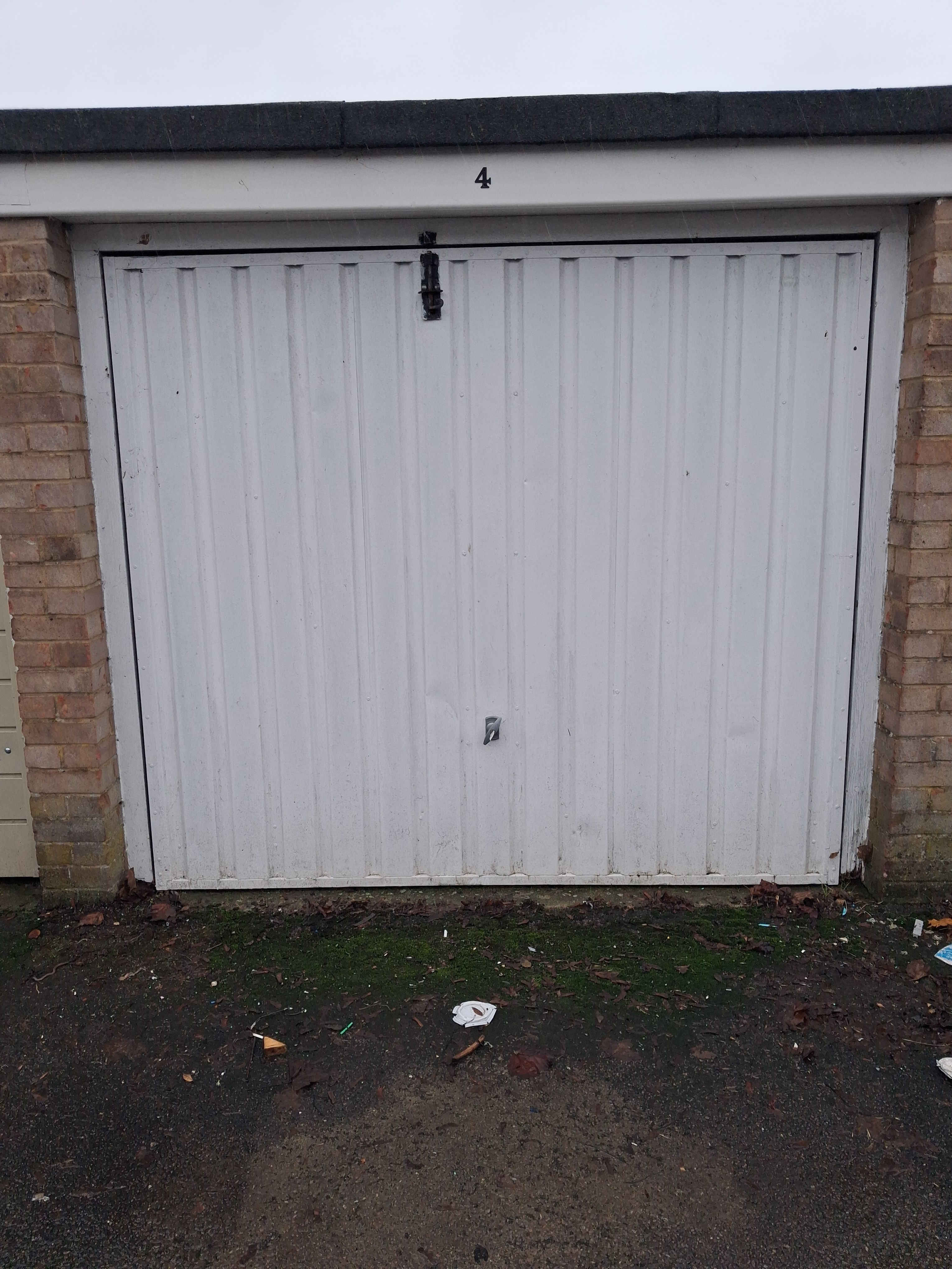 4 Andover,  Car Sized Garage/s Duncan Court off Hood Close
