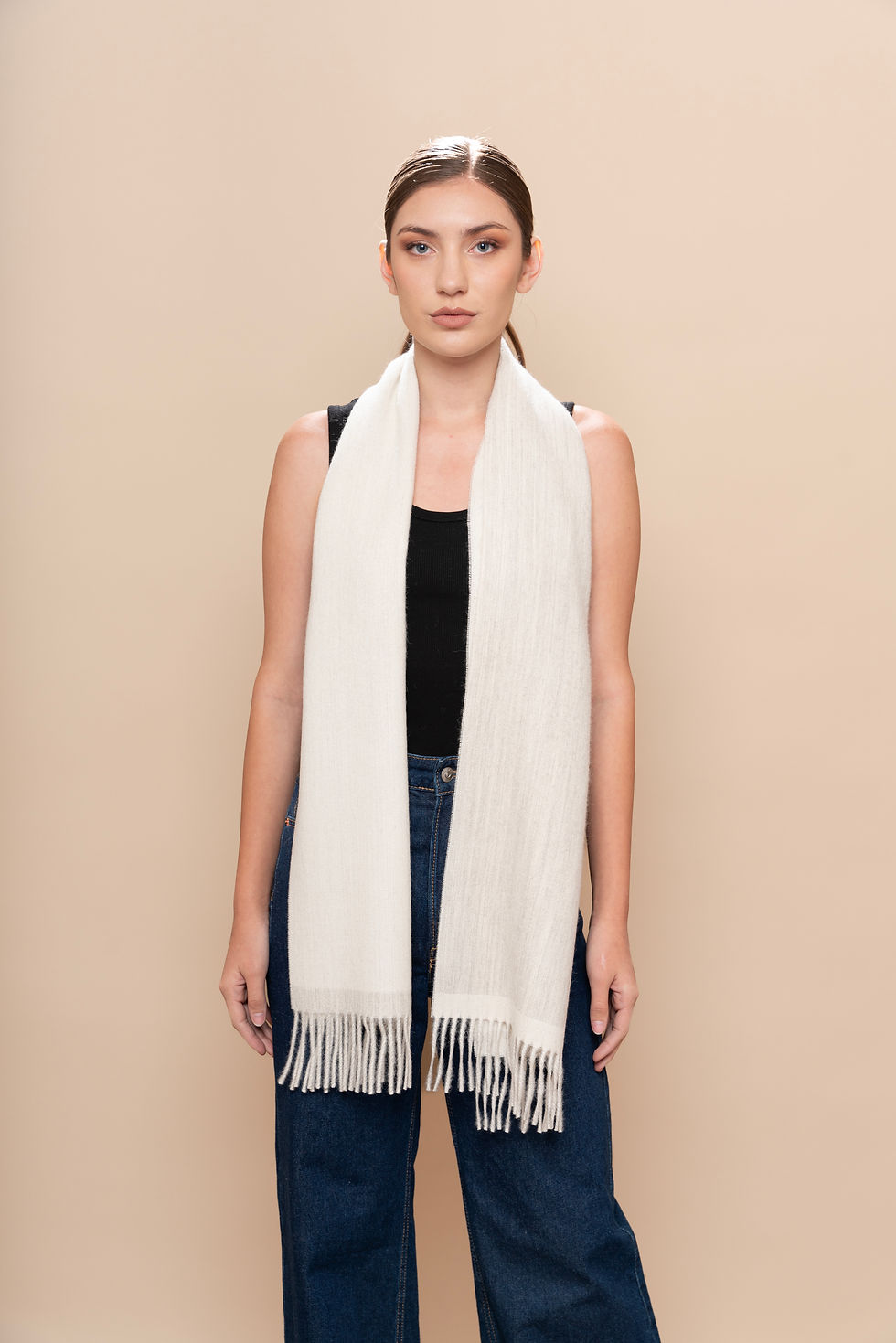 Thumbnail: Undyed reversible scarf - "Urpi"