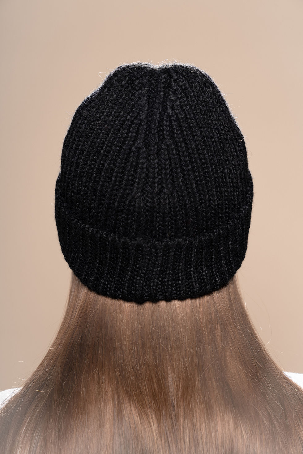 Thumbnail: Classic knitted hat - "Hatun"