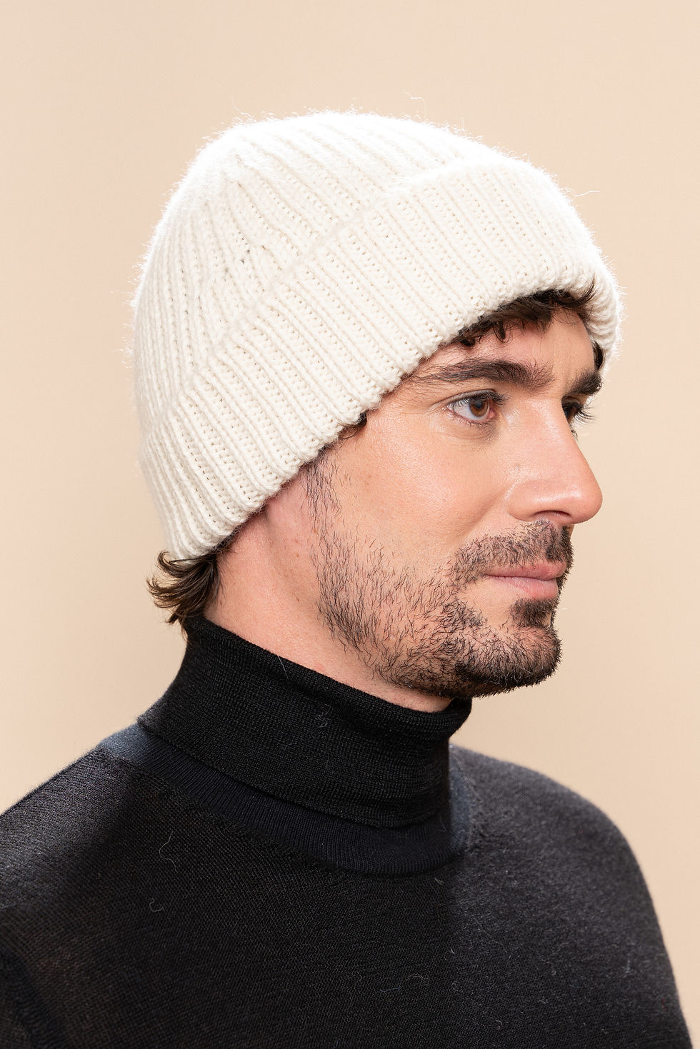 Thumbnail: Classic knitted hat - "Hatun"