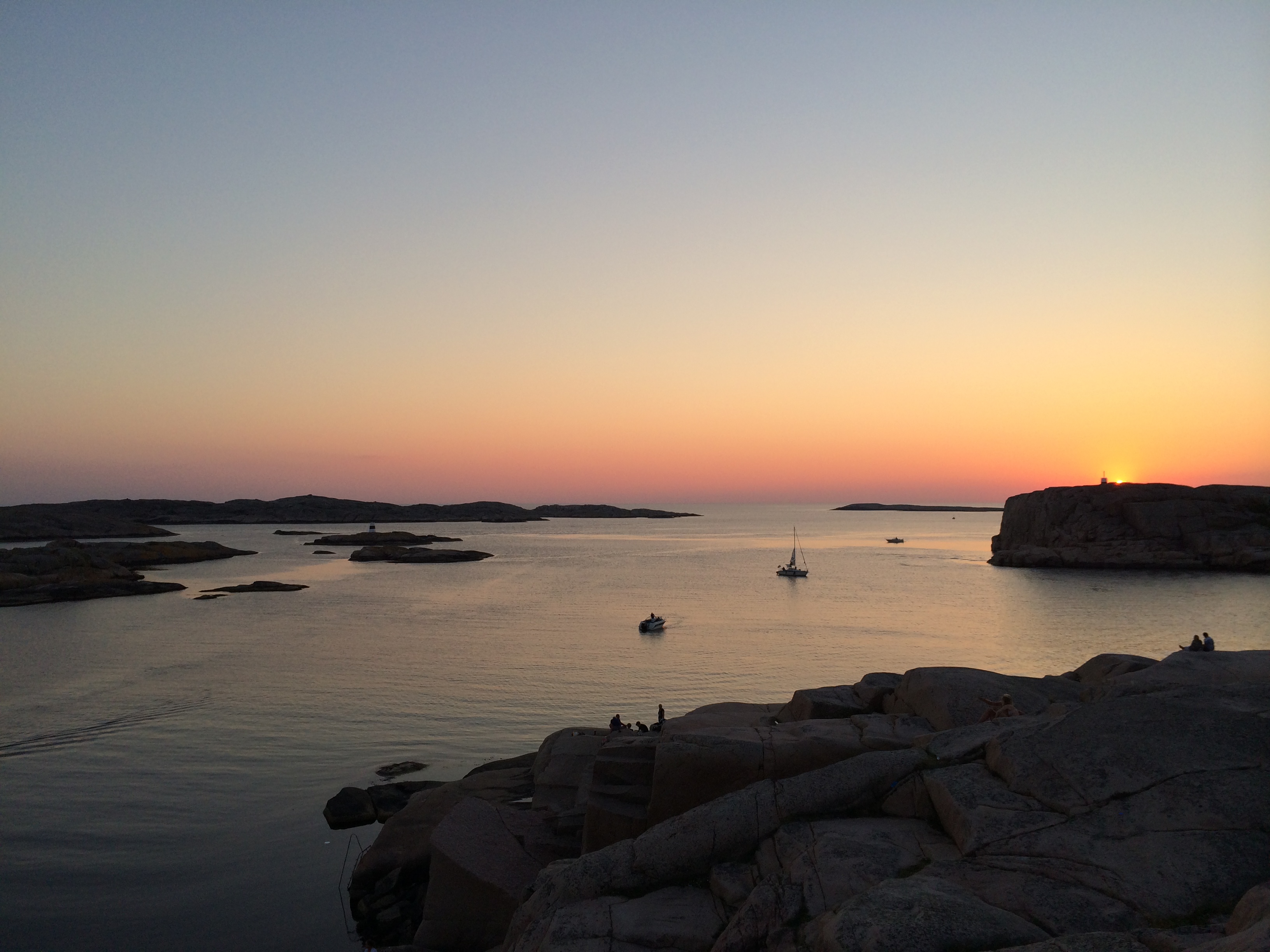 Island of Light, Smögen