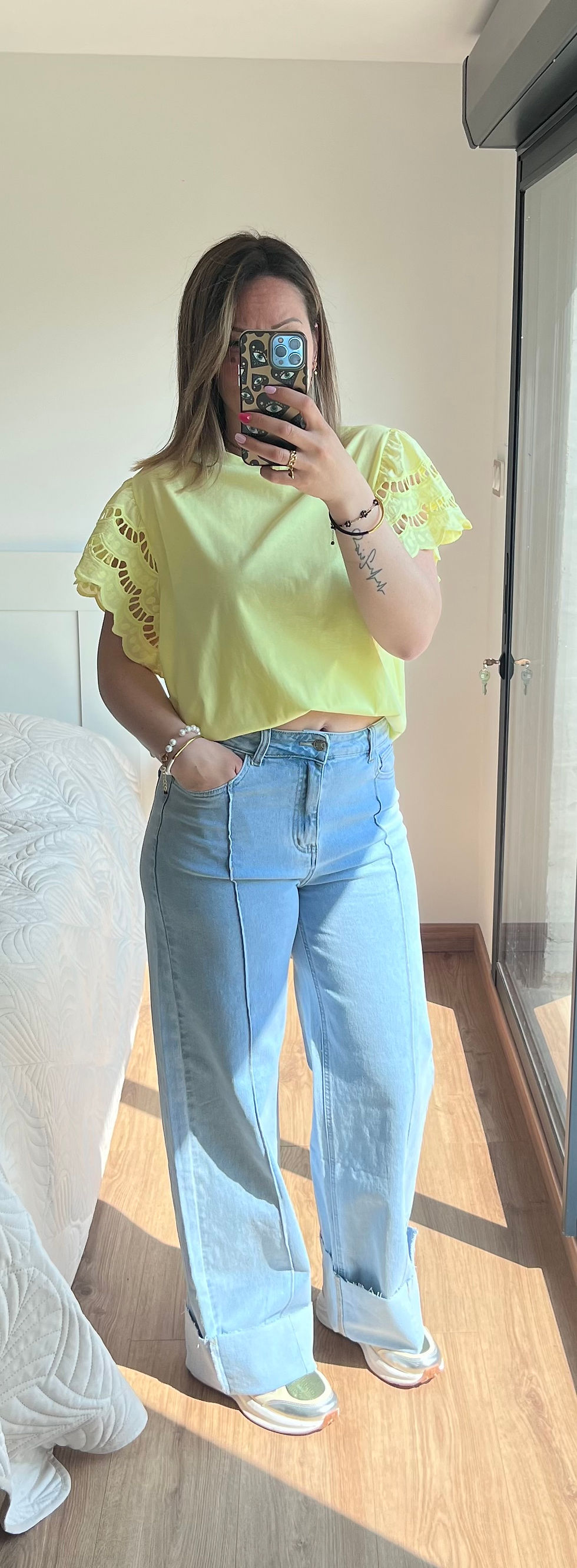 Miniature : T-shirt "Sunny Breeze" 🌈