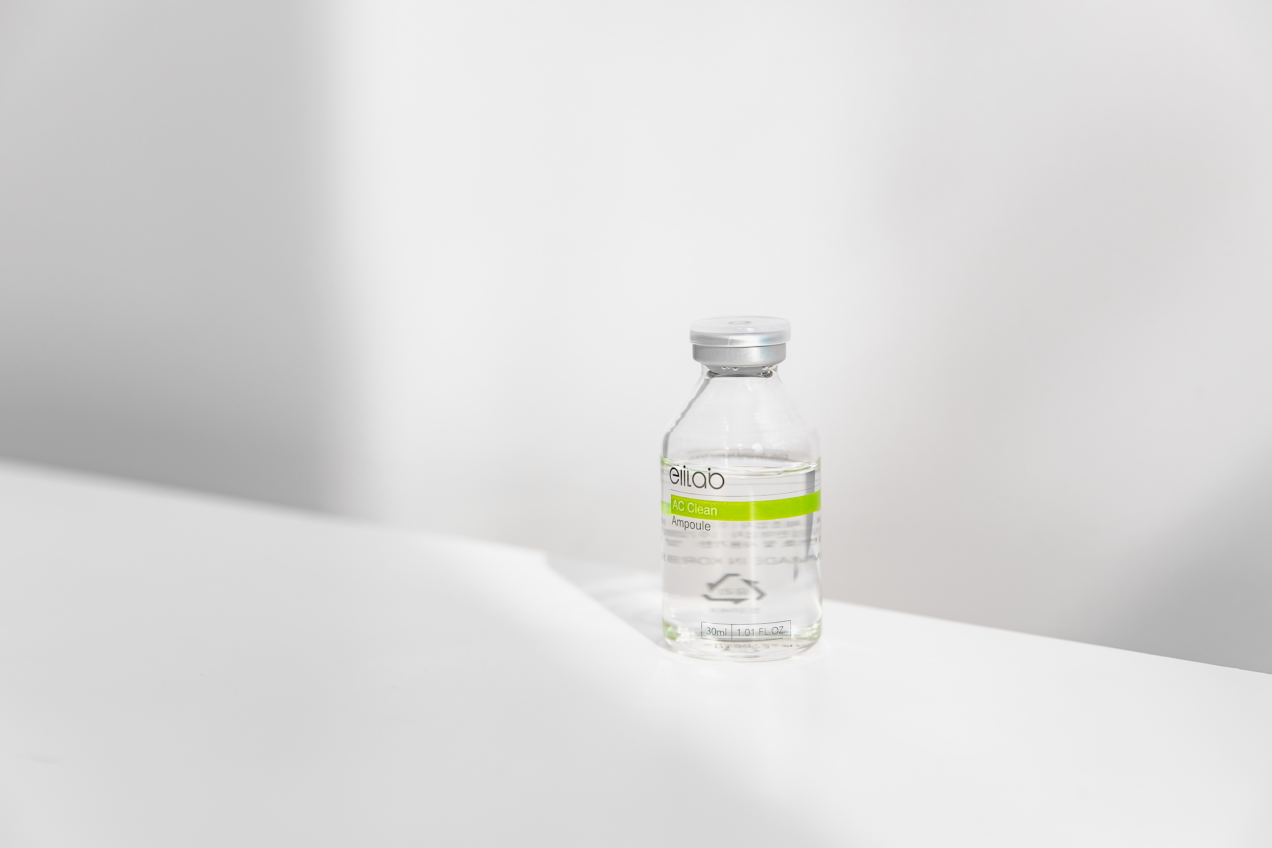 AC clean ampoule