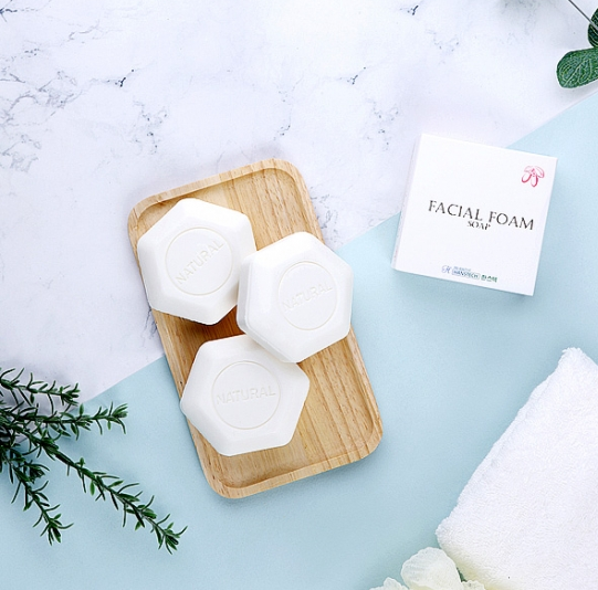 Facial foam soap