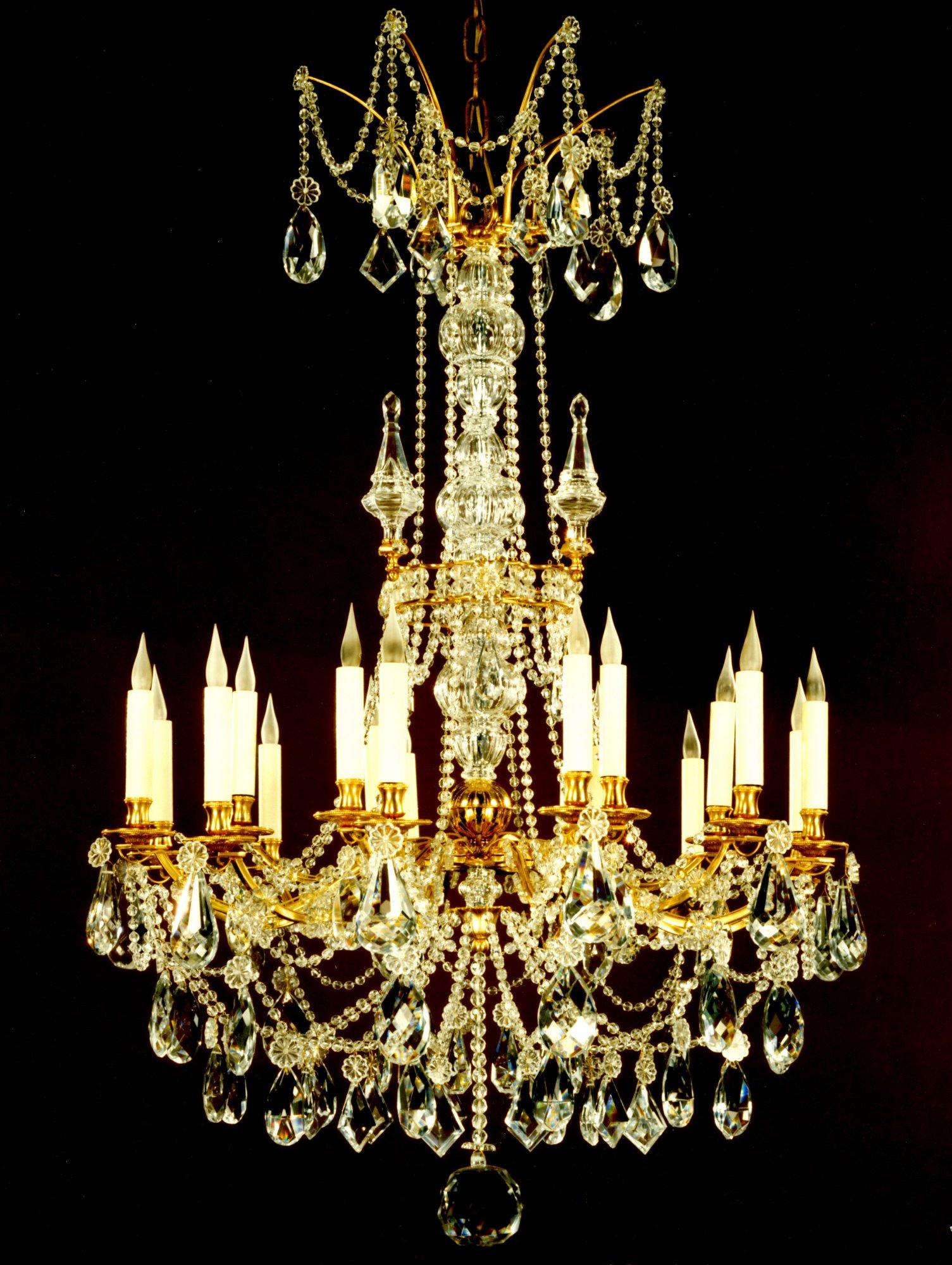 Marie-Antoinette chandelier