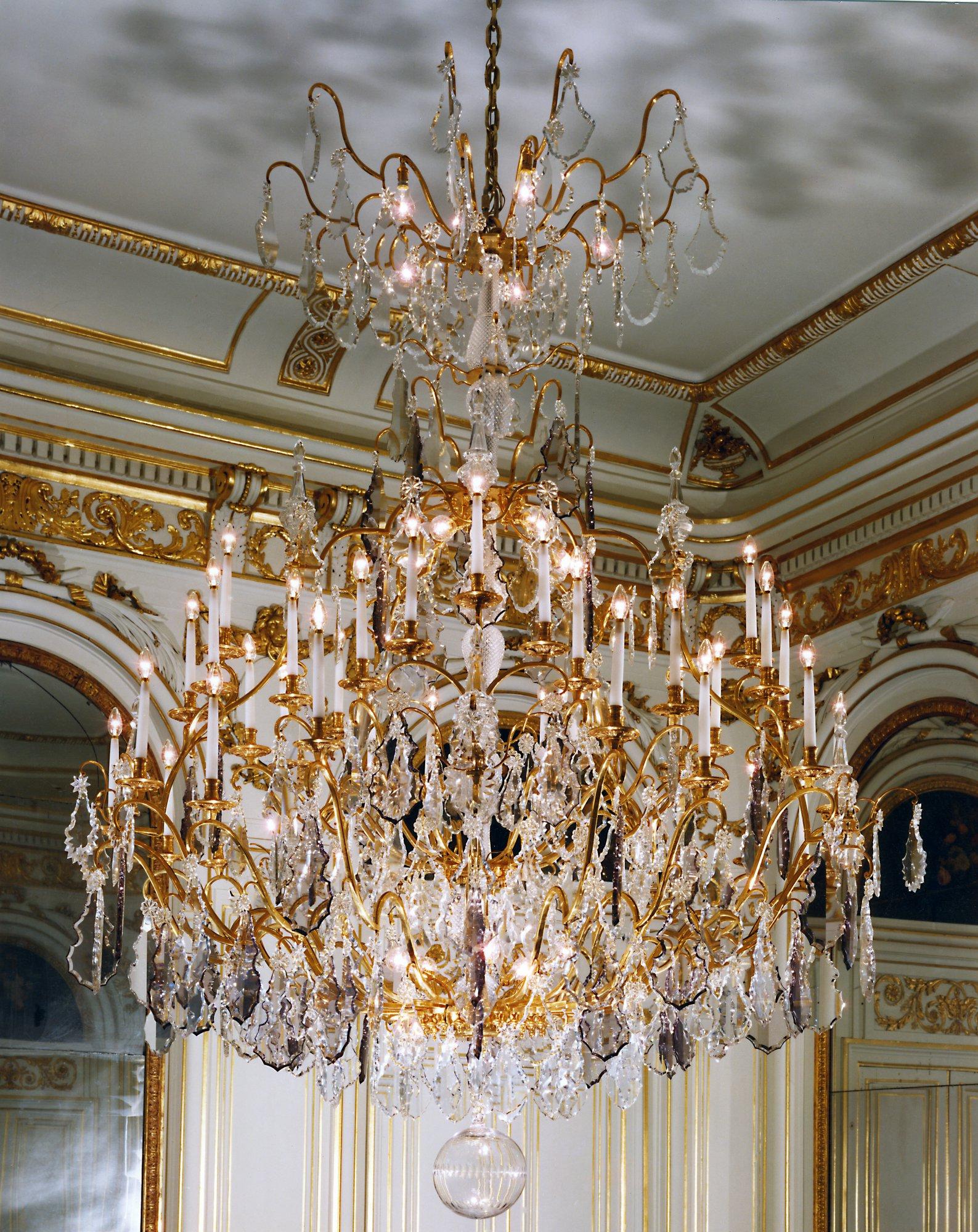 Figaro chandelier