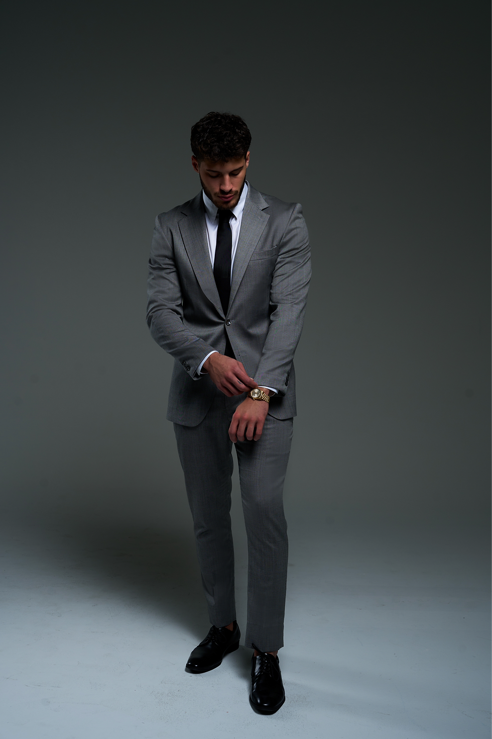 Thumbnail: Silver Legacy Suit