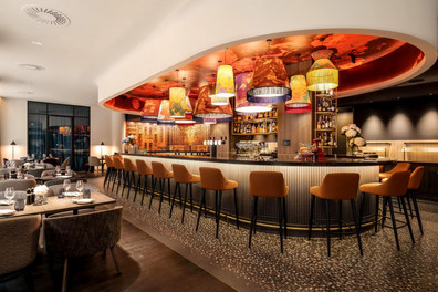 hotel_bar_day___medialibrary_original_1387_924.jpeg