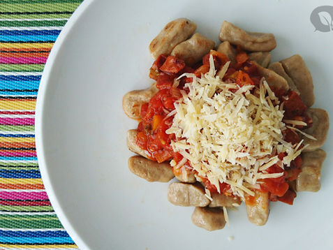 Um nhoque de batata doce pra trazer fortuna e sorte sem prejudicar a dieta