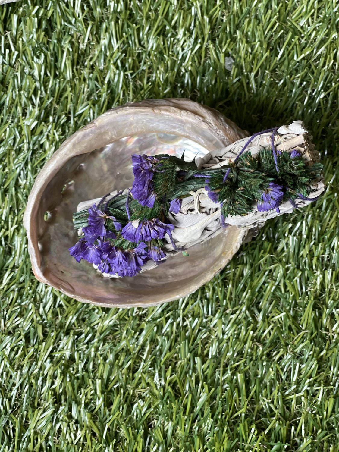 Purple Sinuata Flower + White Sage 