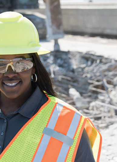 female-construction-worker.jpg