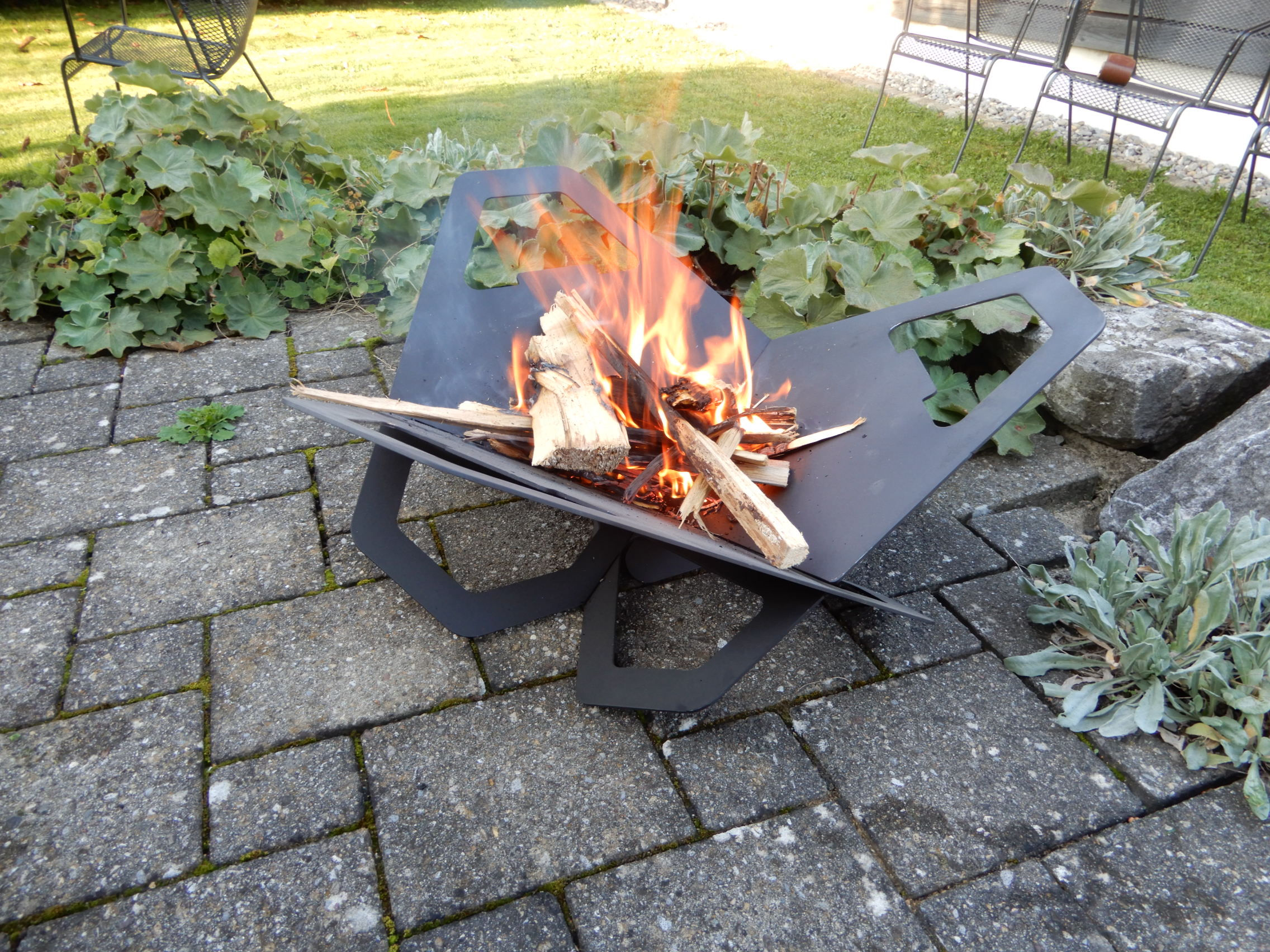 Ox-outdoor Feuerschale, Grill,  60 x 60 x 60 cm, steckbar