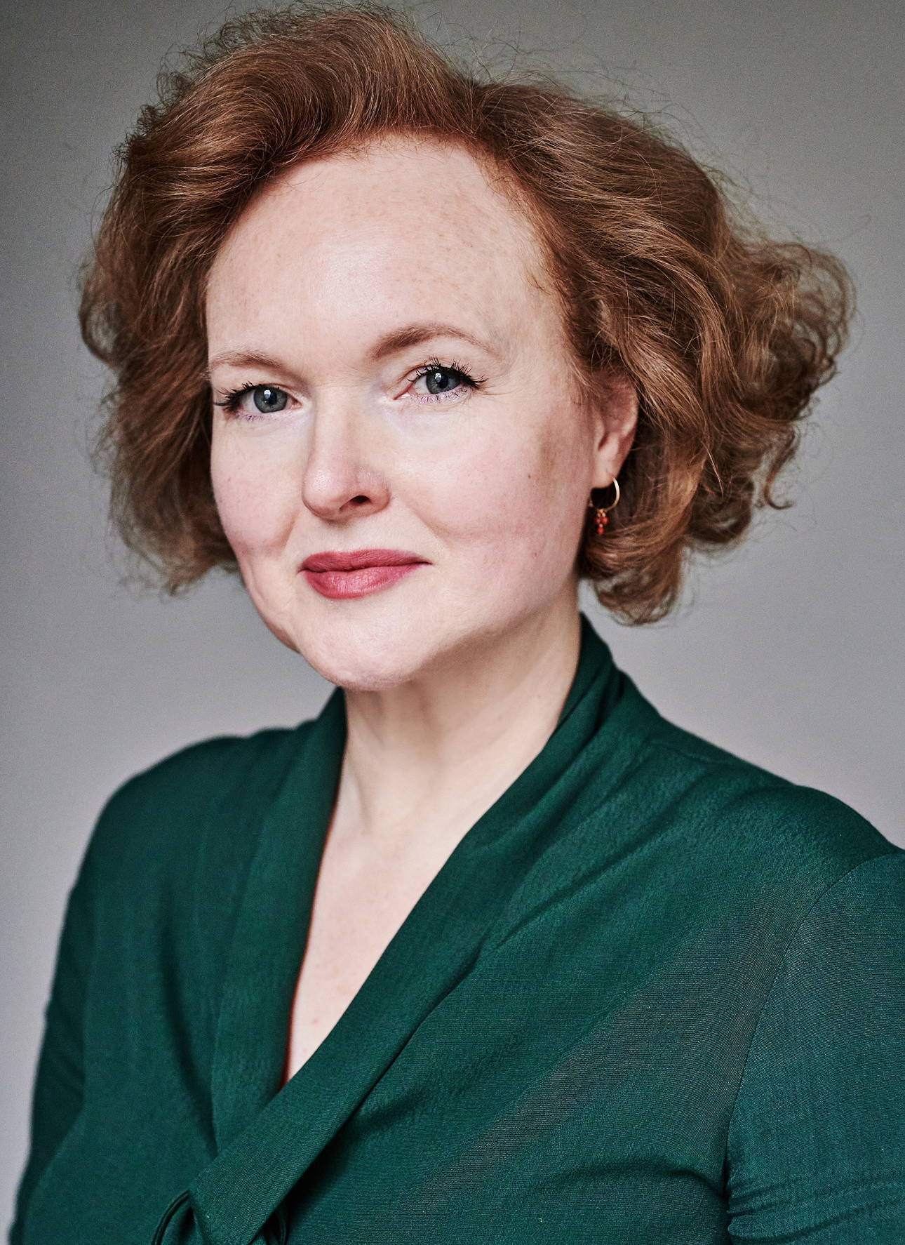 EMMA DAVIES | MN Talent Management