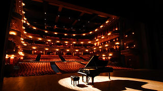 Steinway-luxury-piano-3-1024x576.jpg