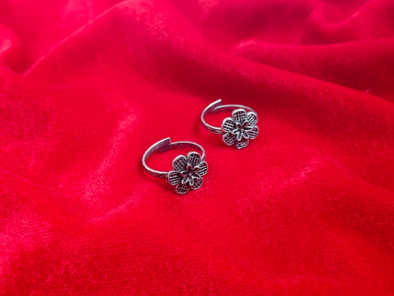Oxidised Silver Adjustable Toe Ring | Lightweight Traditional Foot Jewel