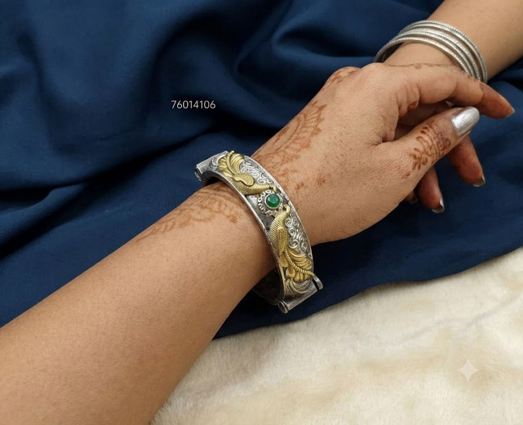 DVASU Traditional Dual Tone Peacock Design Oxidised Silver Bangle