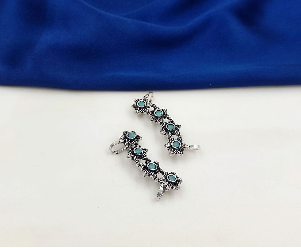 Dvasu Oxidised Silver Stone Earcuff Earring