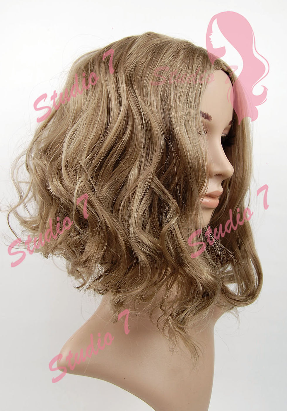 Thumbnail: W247 Ash Blonde Shoulder Length Wavy Bob