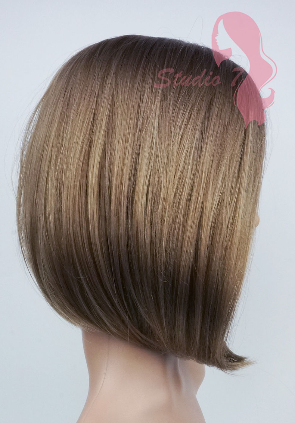 Thumbnail: W127 Dark Blonde Mid Length Bob