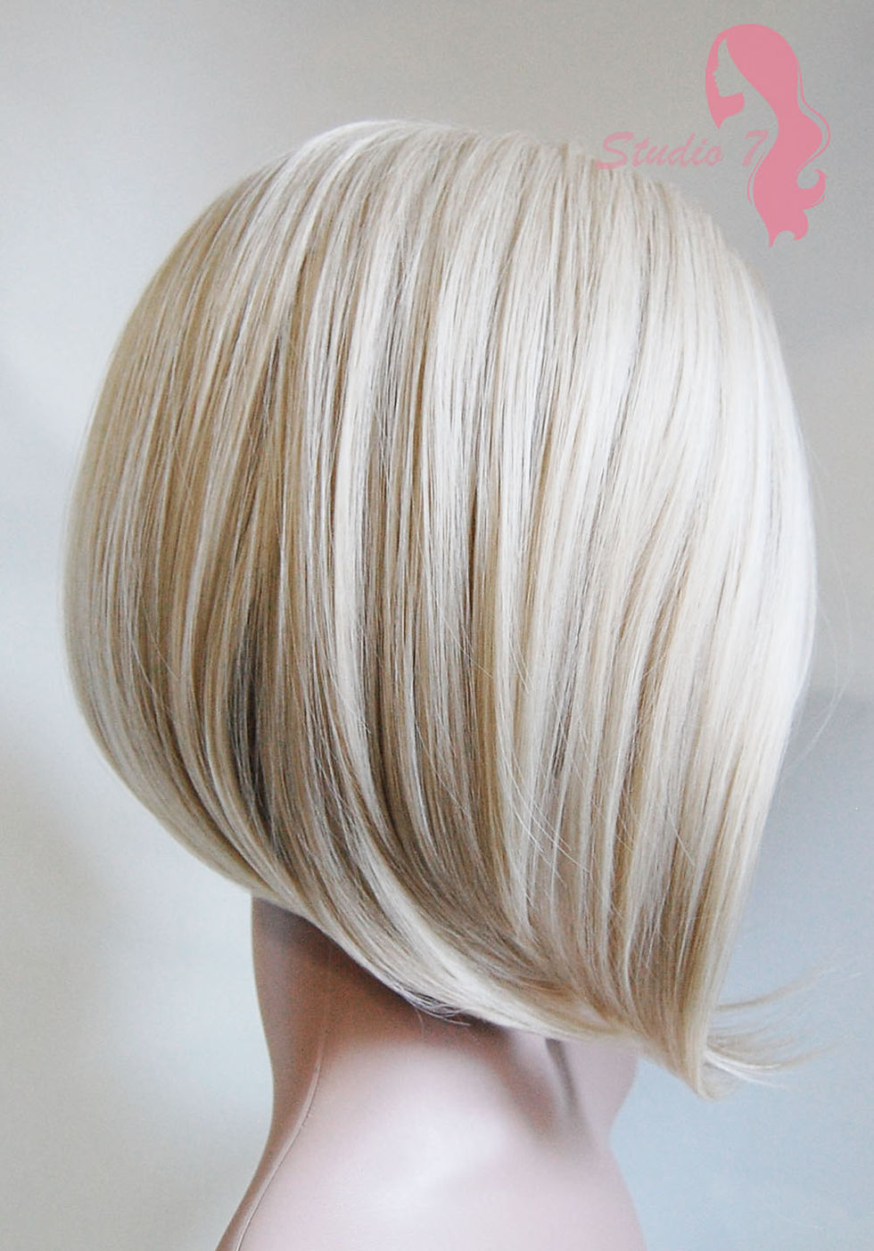 Thumbnail: W64 Ash Bleach Blonde Mix Wig Medium Length Bob