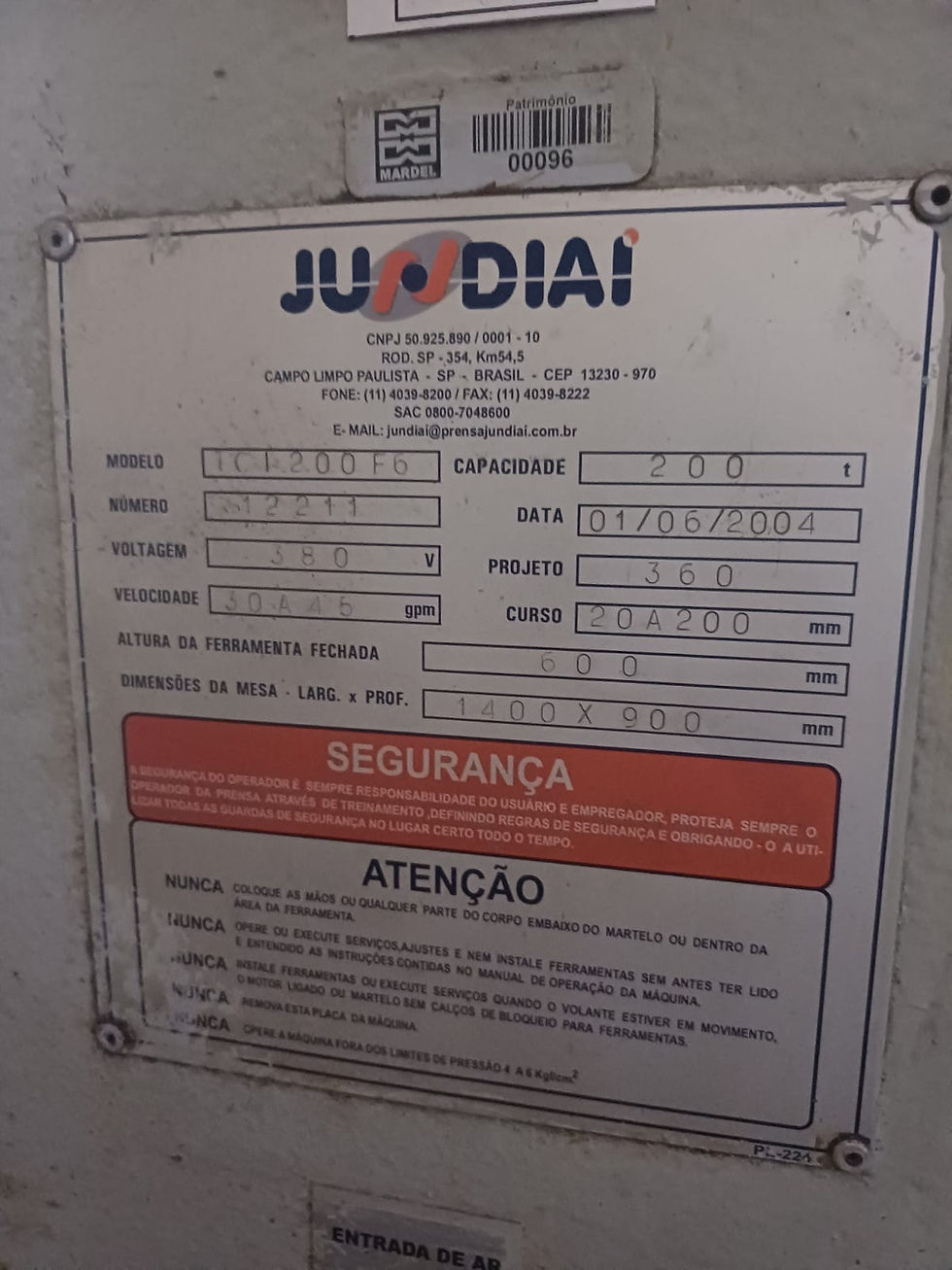 Miniatura: Prensa Excêntrica Jundiaí 200 ton, 1400mm x 900mm TCI200F6