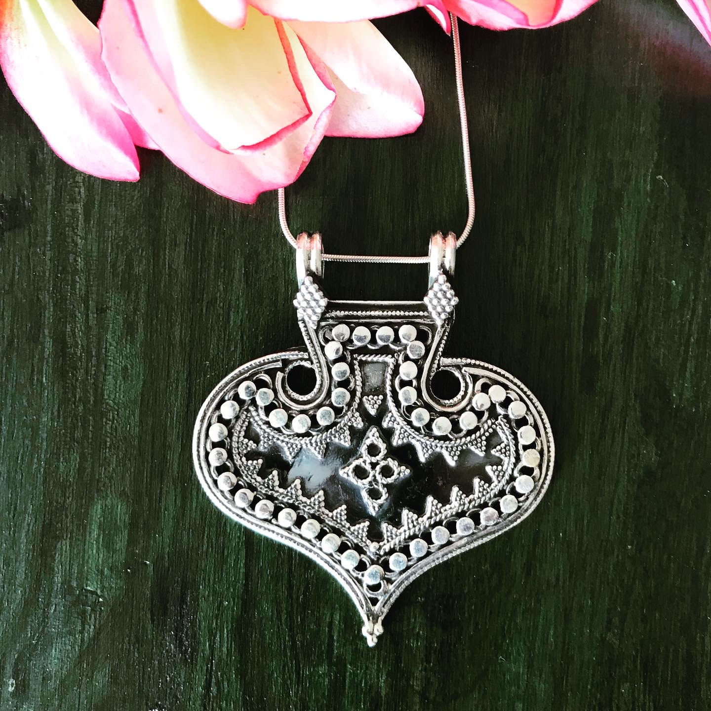 The Soyala pendant necklace