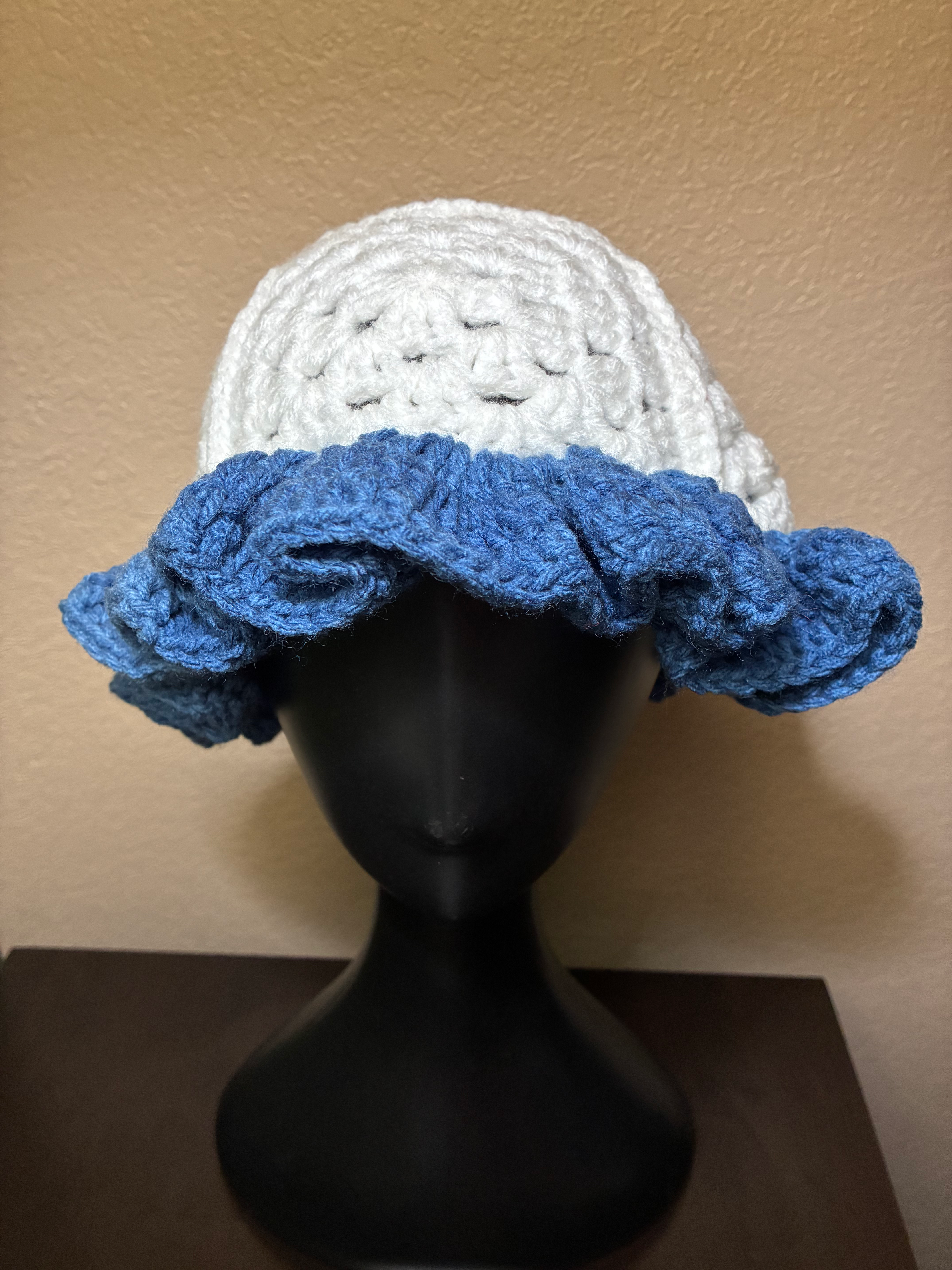 Crochet Bucket Hat/ Wave Brim