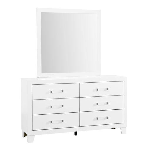 Luccia-White D/M