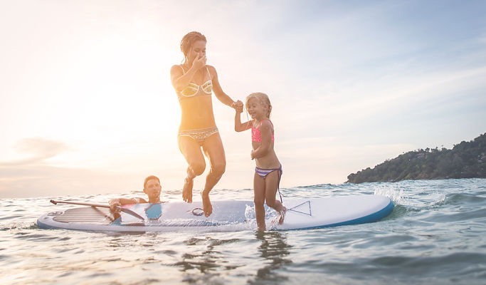 happy-family-diving-in-the-water-4762959