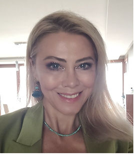 Nilgün Bora