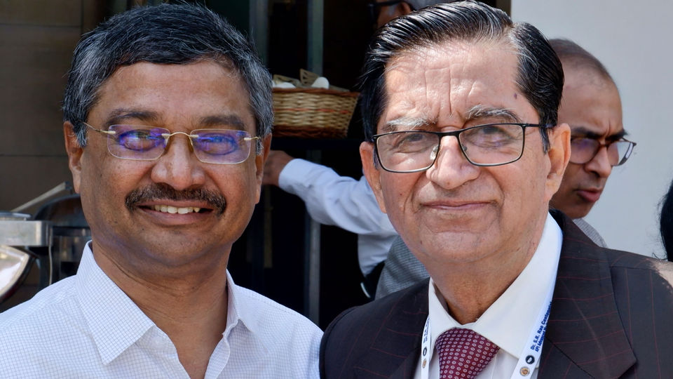 With-Dr.-Gerish-Narayen.jpg