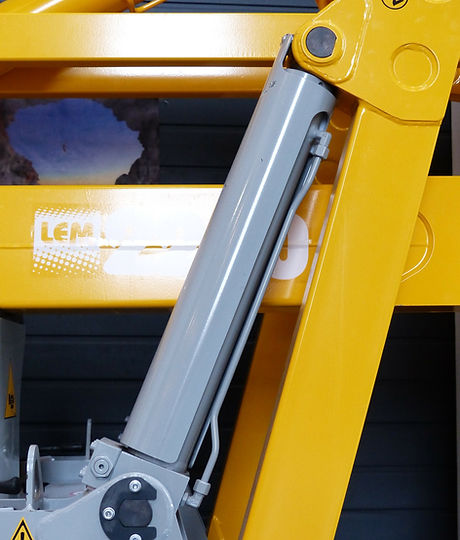 Hydraulic Cylinder Replacement
