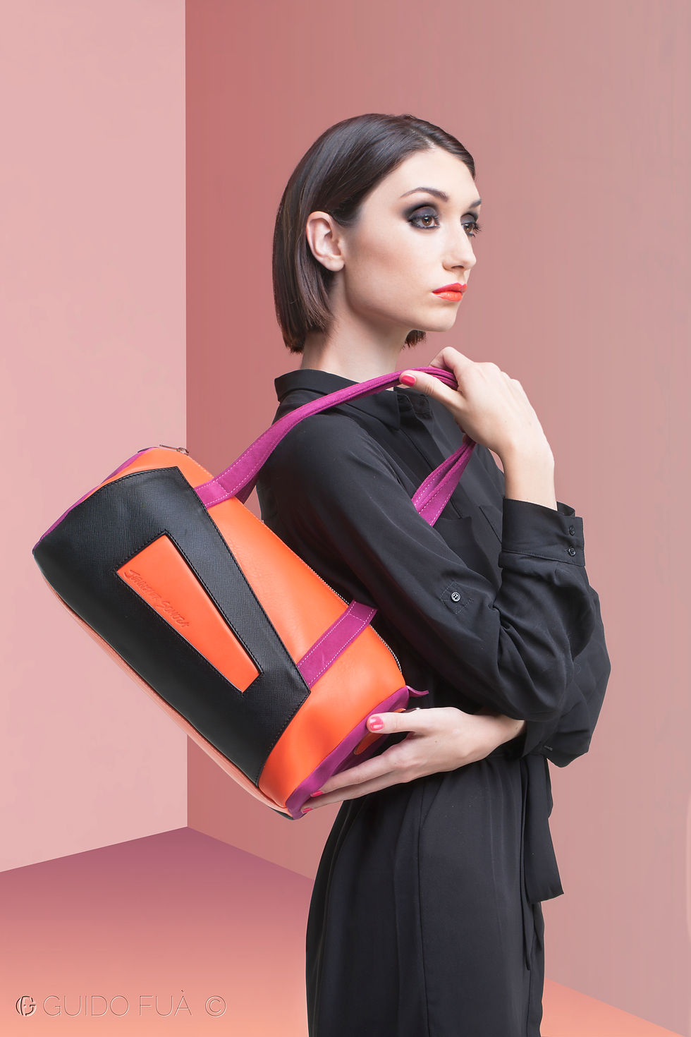 Pagoda Barrel bag