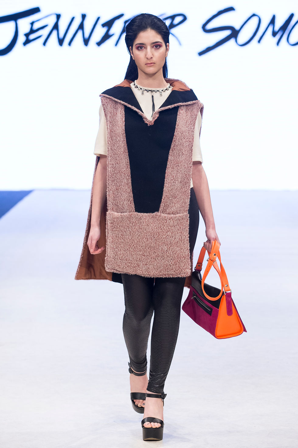 Look 5