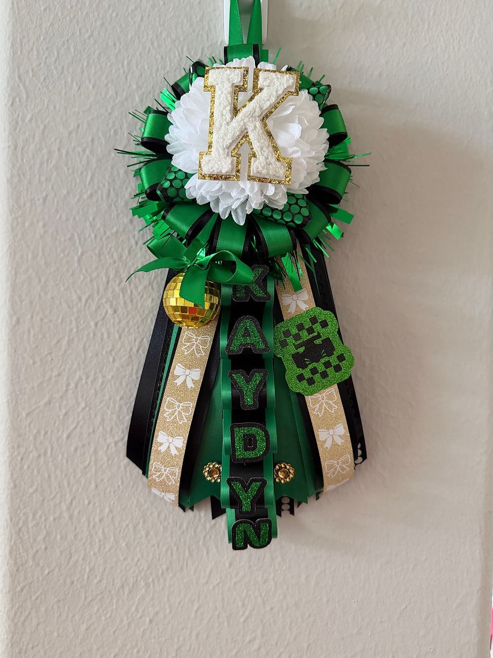 homecoming mum