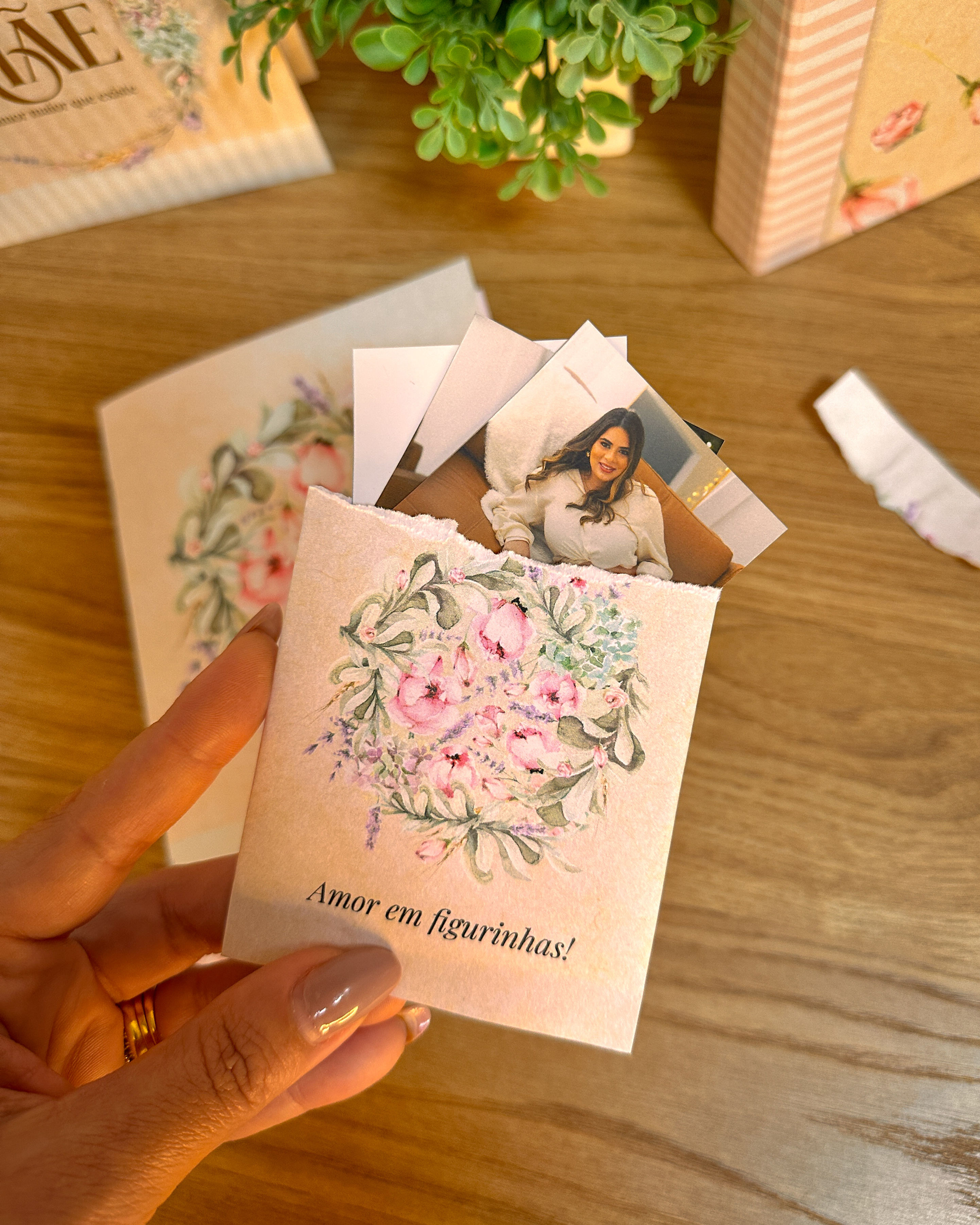 ÁLBUM AMOR EM FIGURINHAS