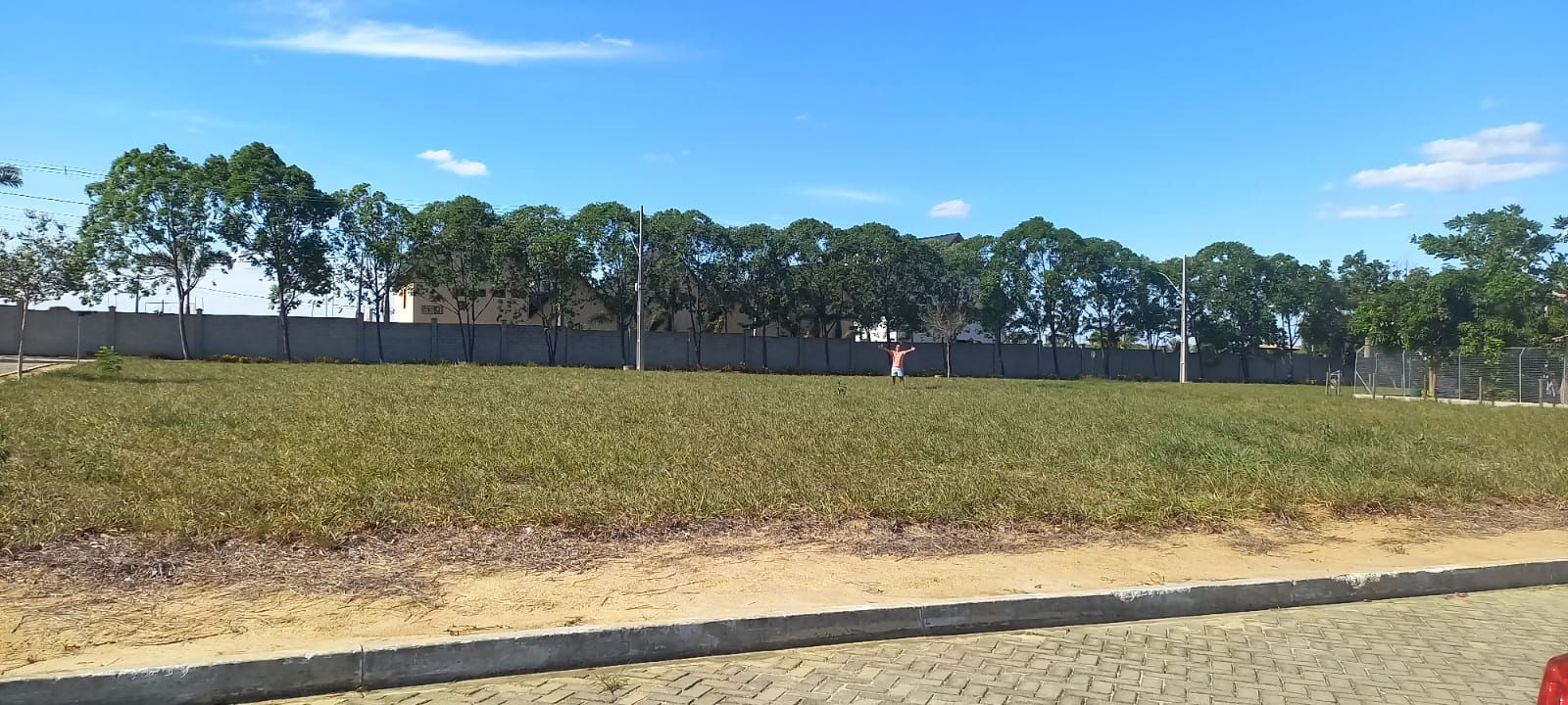 Terreno haras residente