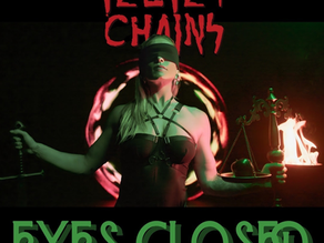 Velvet Chains traz reflexões sobre indulgência, fixação e angústia em seu novo single