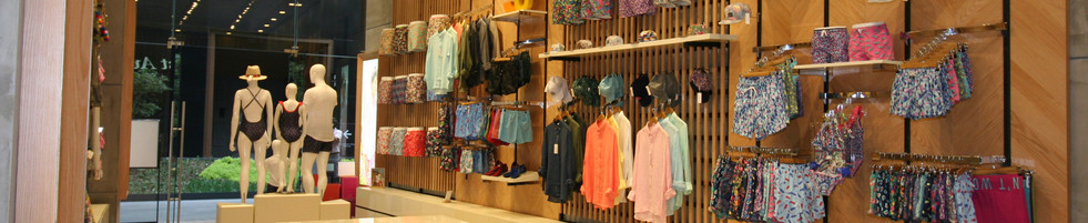 98landmark-boutique02.jpeg