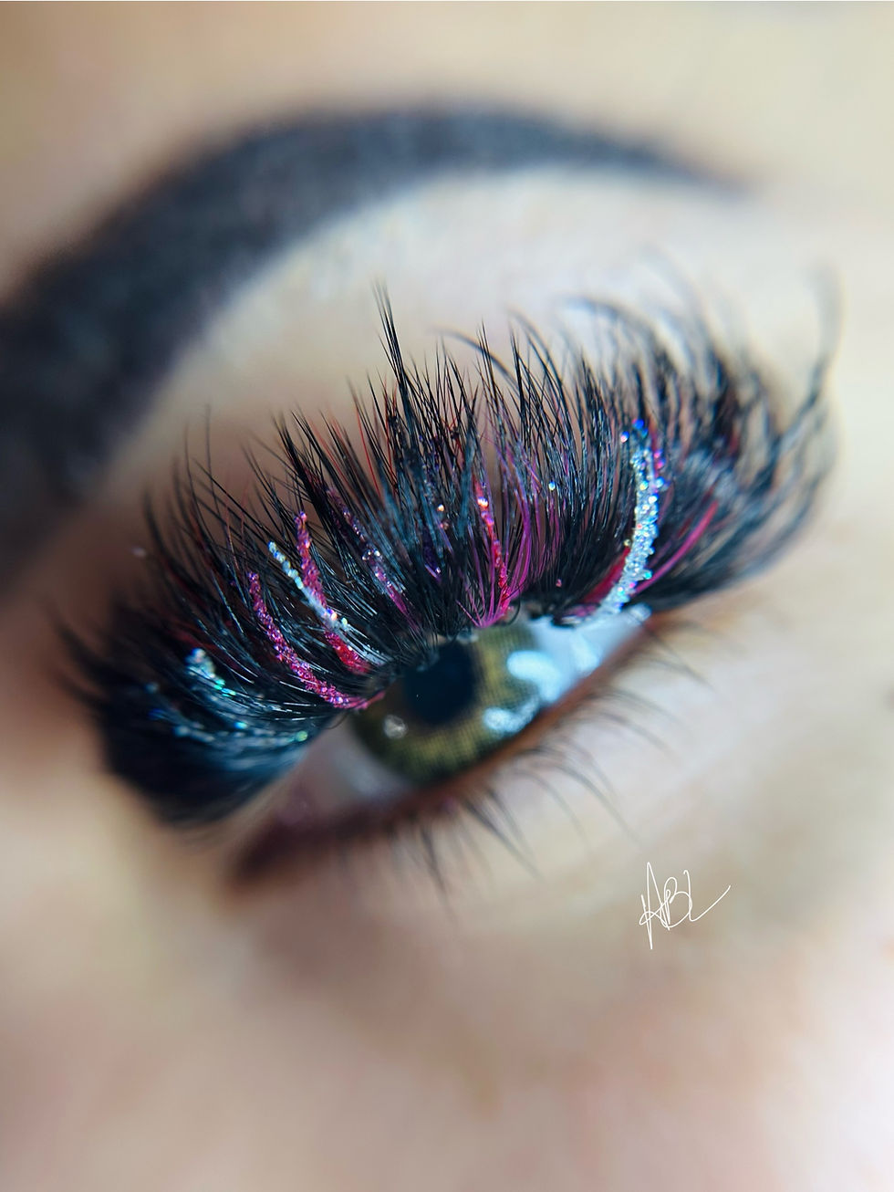 Thumbnail: 16 LINE Glitter Lash Collection