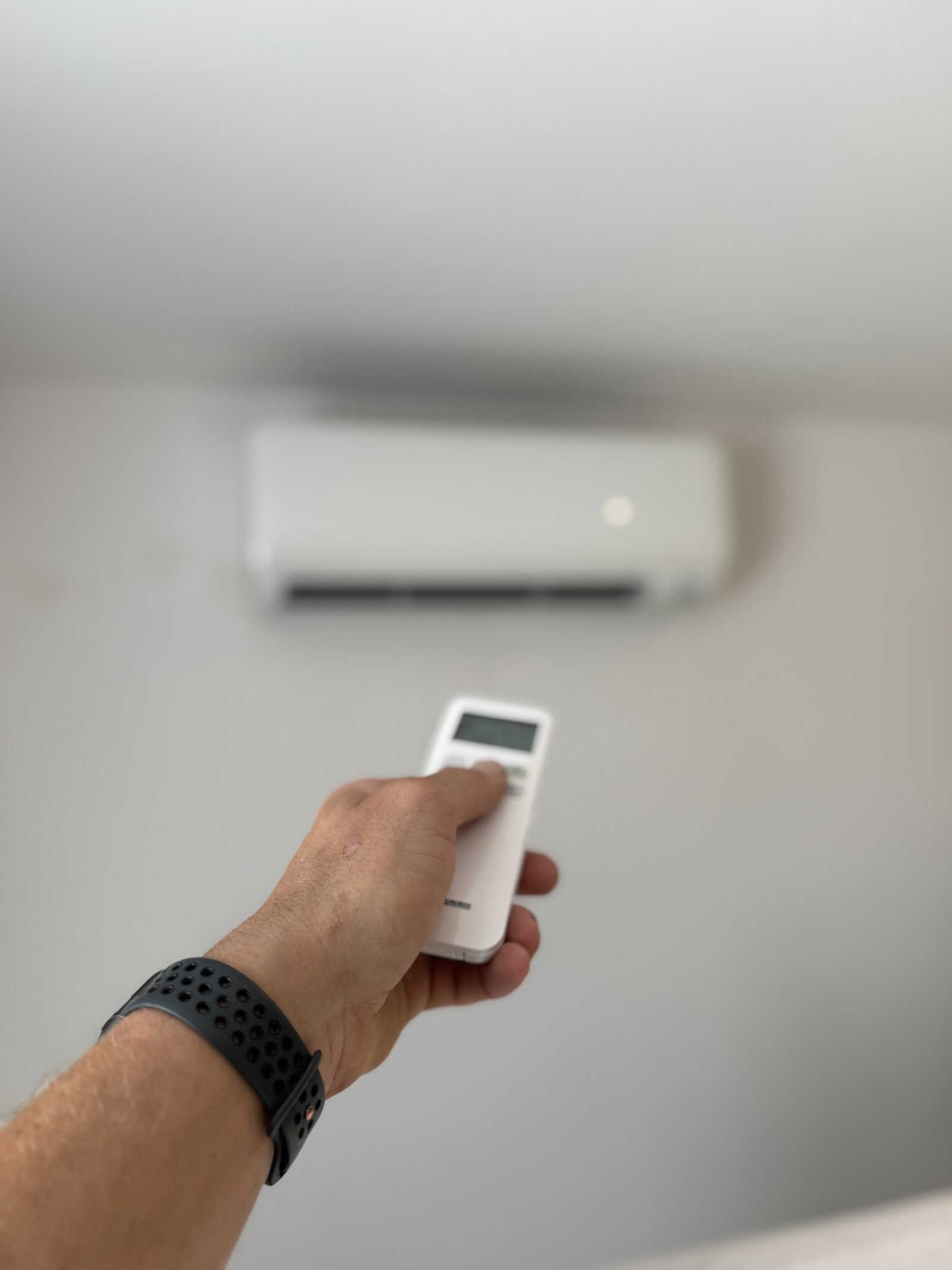 Ways to keep a Southend home office cool in summer