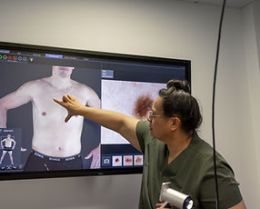 Doctor using 3D avatar to do a high-tech skin check