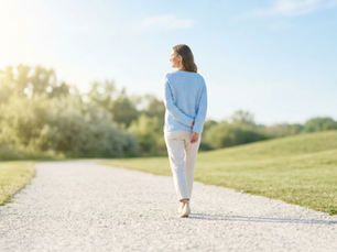 7 Signs of Growth and Healing: What Emotional Resilience Looks Like in Everyday Life