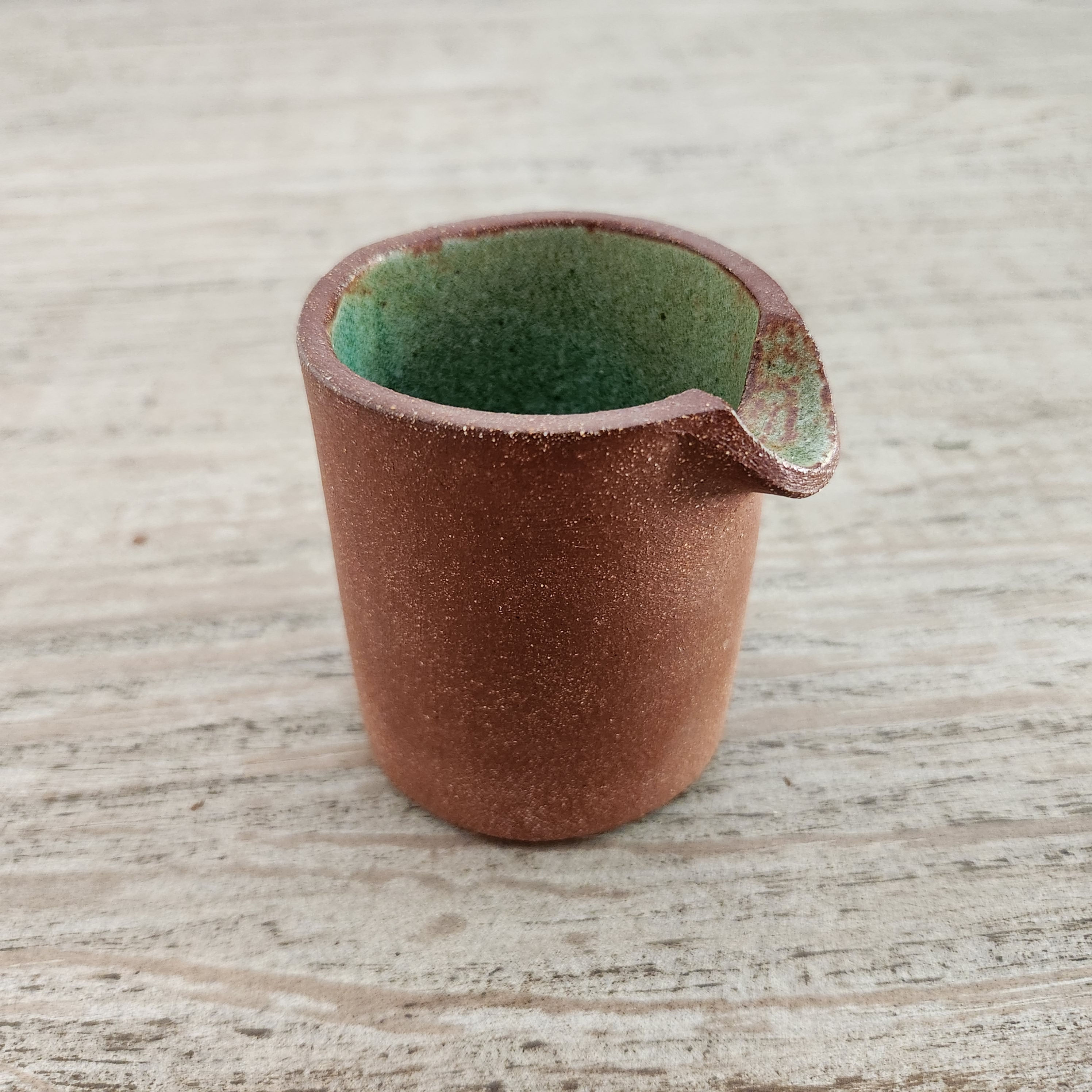 POTTERY CREAMER