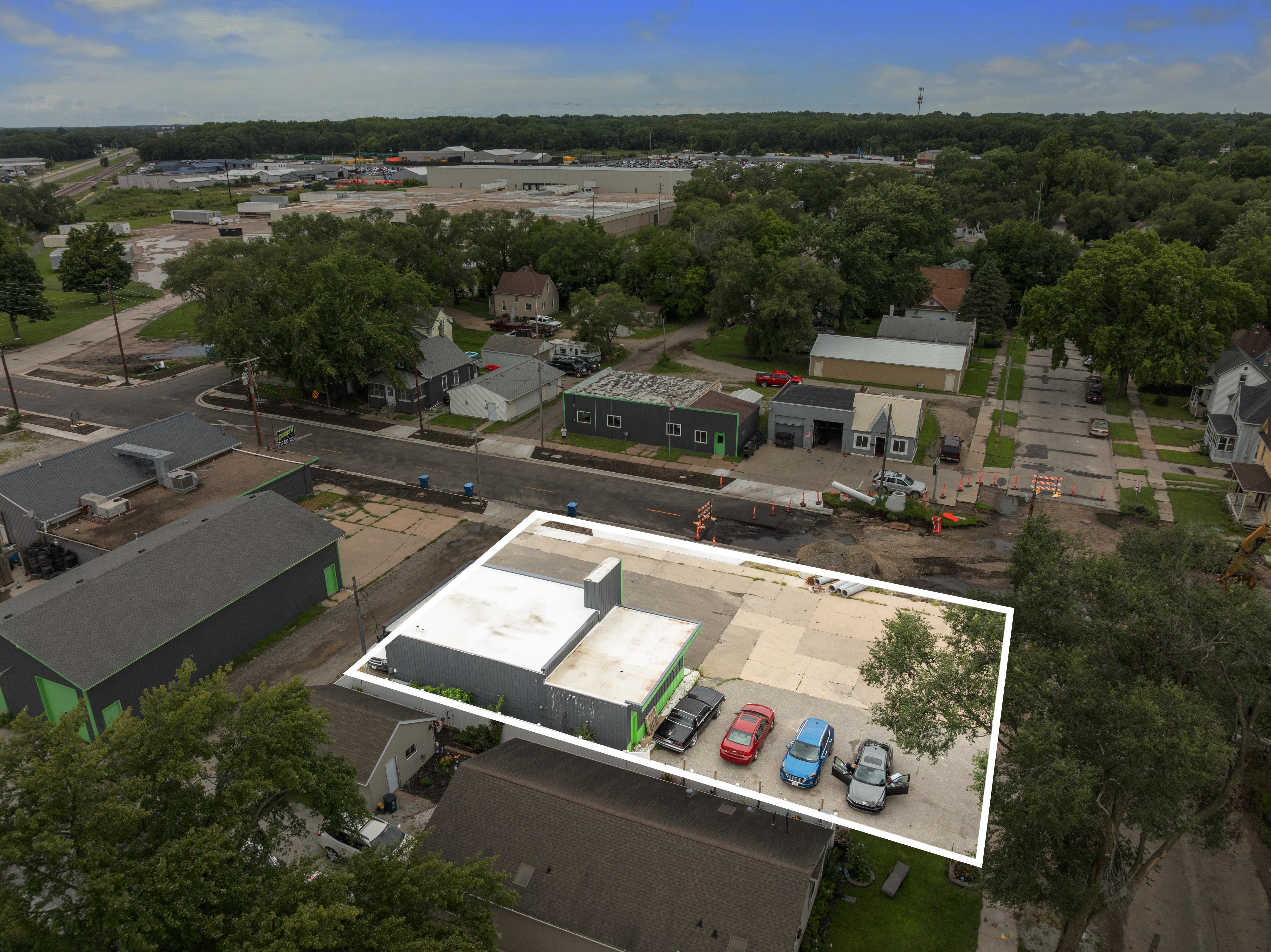 boundaries of 435 w parker