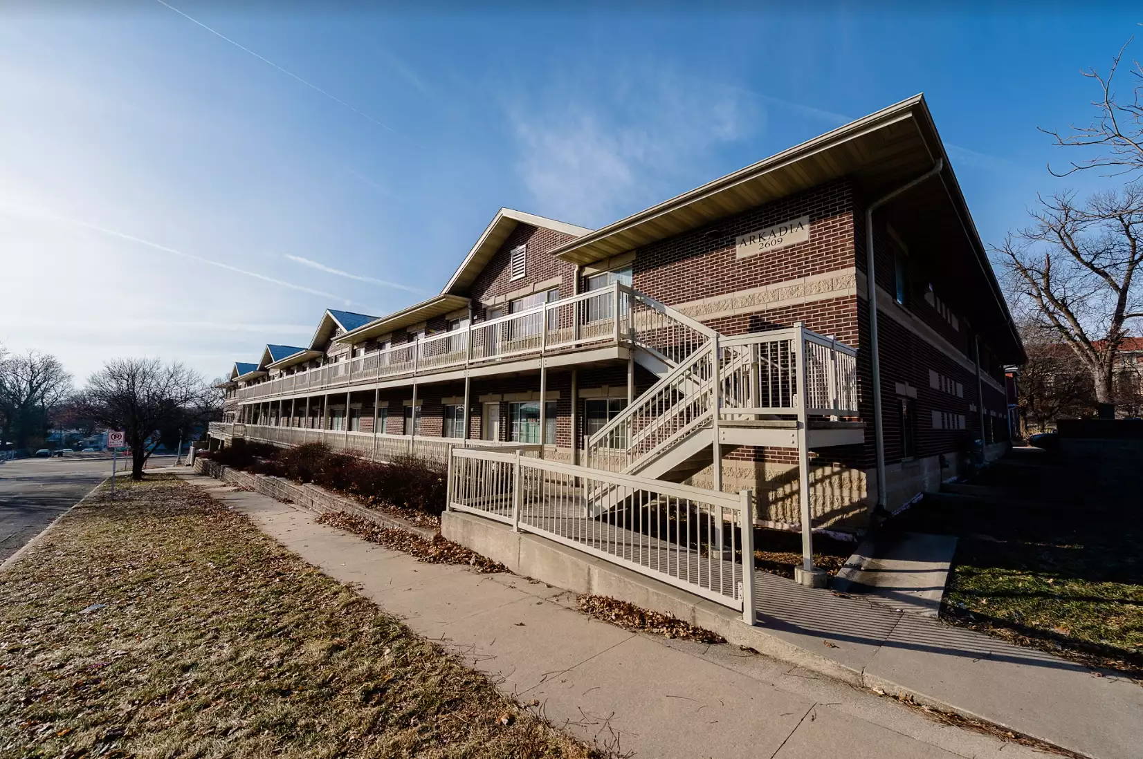 Arkadia provides large bedrooms and walking distance to campus.