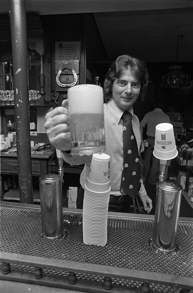 Guest story Marmaduke’s Pub, Eastport’s 80’s Sailing Bar