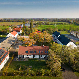 Das Bio-Landgut aus der Vogelperspektive